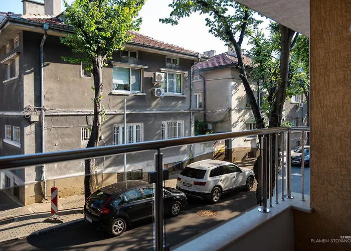 Perfect Near Sea Garden *