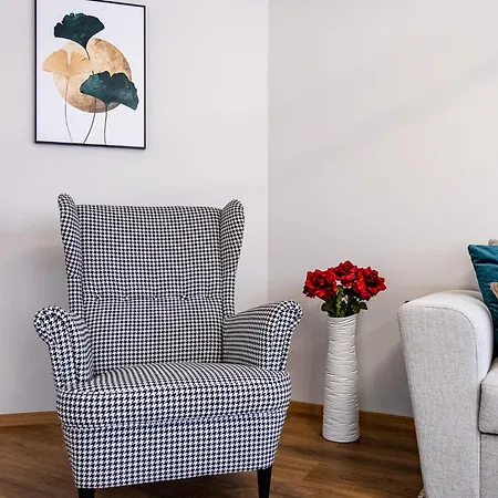 Perfect Near Sea Garden * Warna