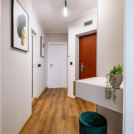 Apartment Perfect Near Sea Garden