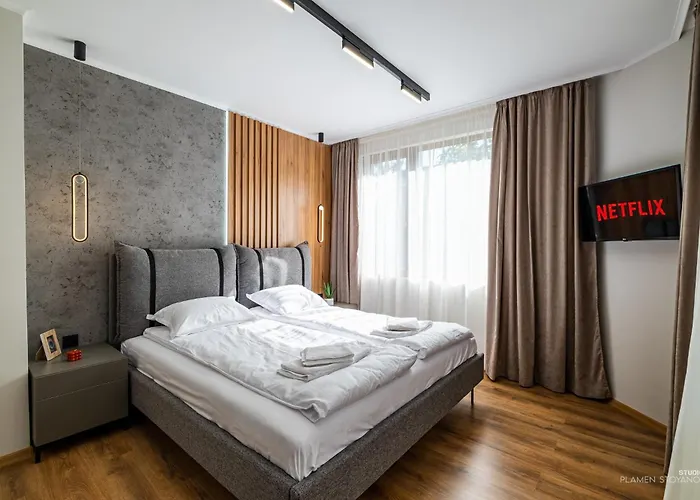 Perfect Near Sea Garden *